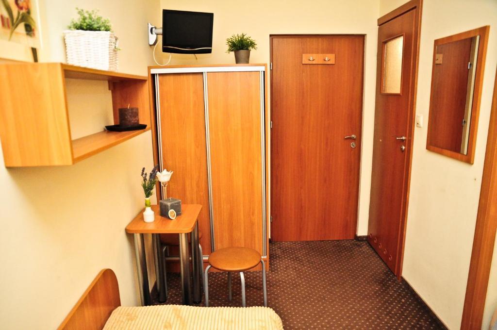 Osrodek Uslug Hotelarskich Kinga Wieliczka megye Szoba fotó