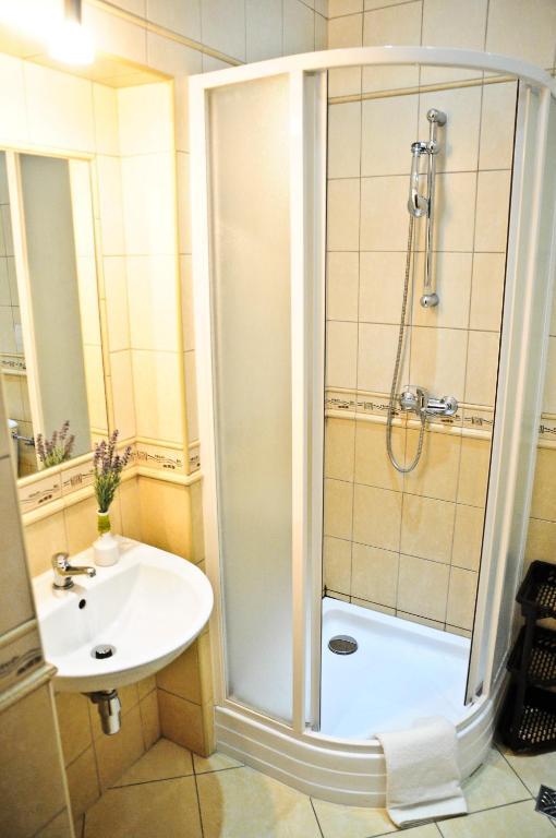 Osrodek Uslug Hotelarskich Kinga Wieliczka megye Szoba fotó